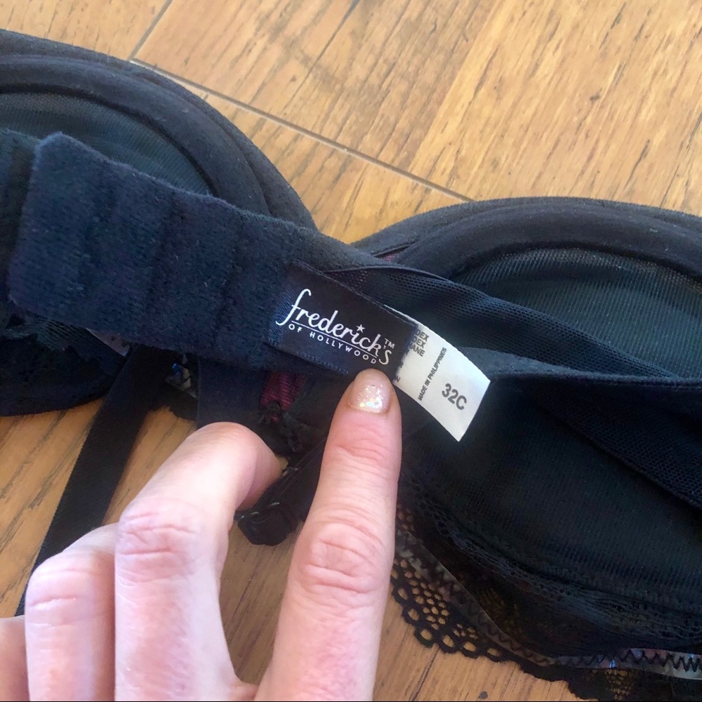 *SOLD IN BUNDLE TRADE*  Sexy Bra Black/Pink Bows - Picture 5 of 5